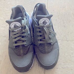 These are some men Air Huarache. They’re a size 11.